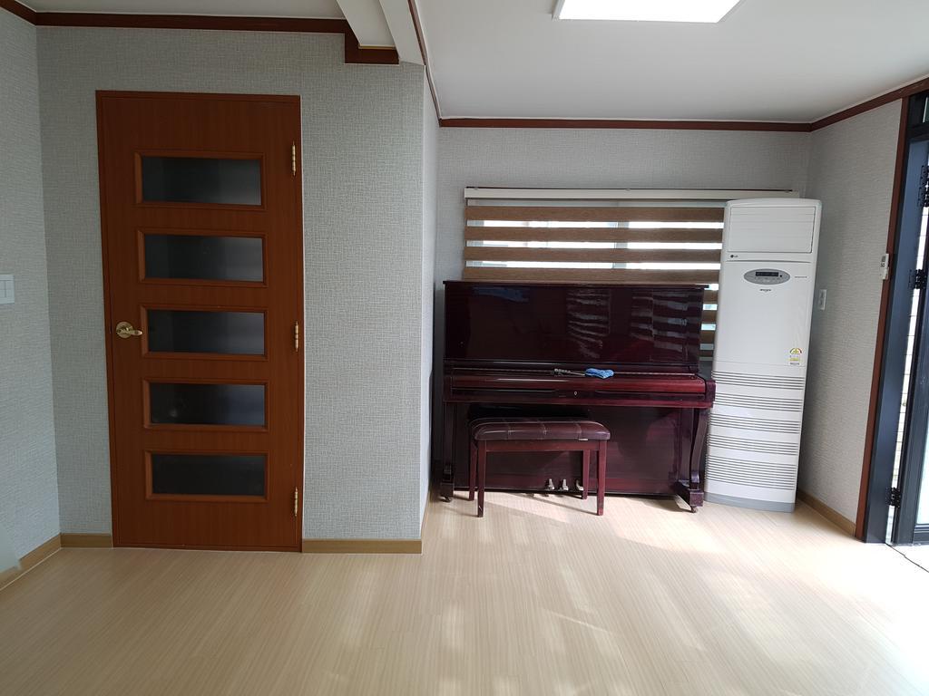 Bluesky Pension Pocheon Buitenkant foto